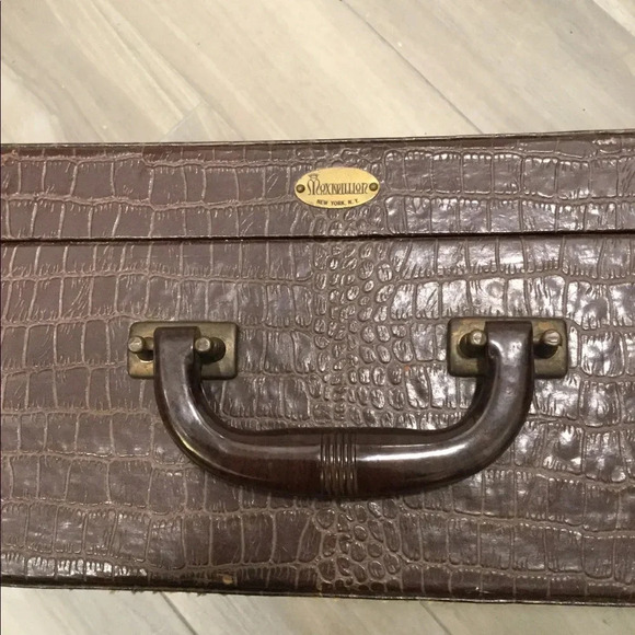 MAXIMILLION VINTAGE BROWN CROC LEATHER HARD SUITCASE LUGGAGE DECOR Y2K DECOR - Picture 6 of 9